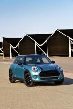 Mini Cooper Caribbean Aqua 2017 года (ZA)